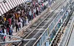 Crackdown intensifies as Western Railway fines for littering surge sharply in April