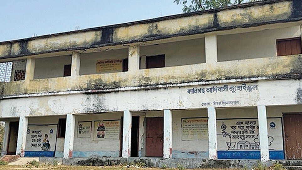 Kaligachh Adivasi Junior High School shuts down as guest teacher leaves, classrooms remain locked