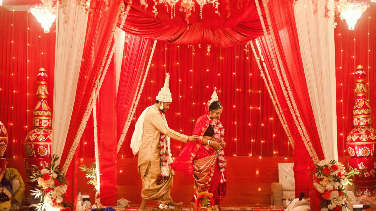 Wedding season's on: Here are some sacred rituals performed by the Bengali groom