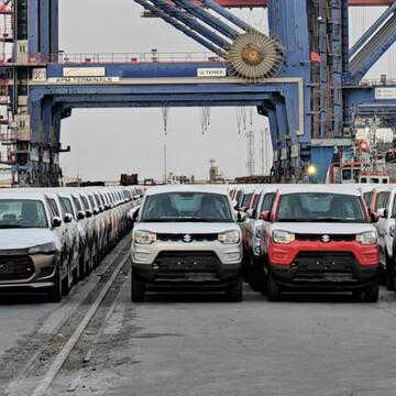 ̌Maruti Suzuki’s dominance wanes as market share hits lowest point in over a decade