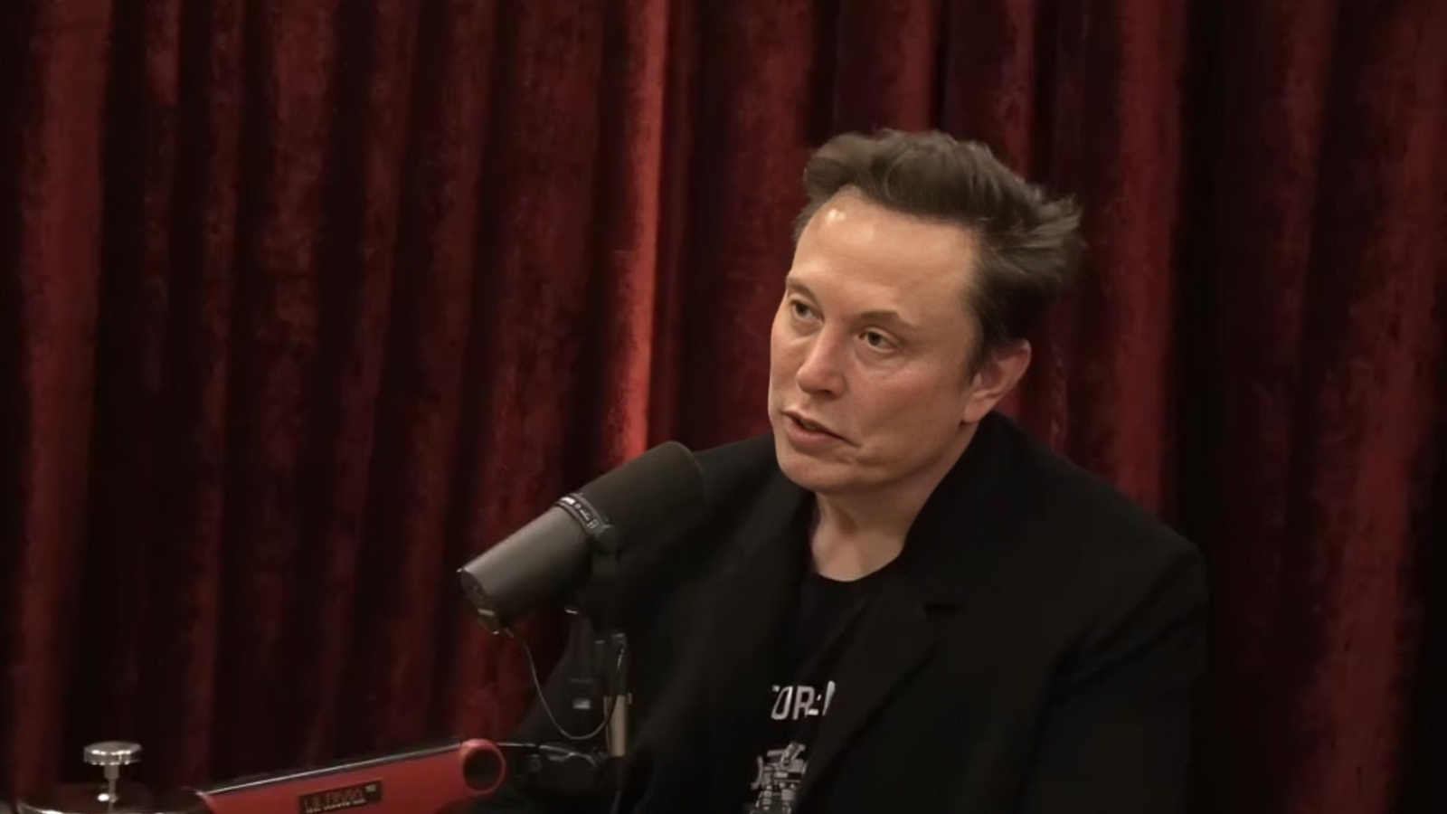 Elon Musk’s latest Joe Rogan look stirs buzz online ; is stress taking a toll on him?