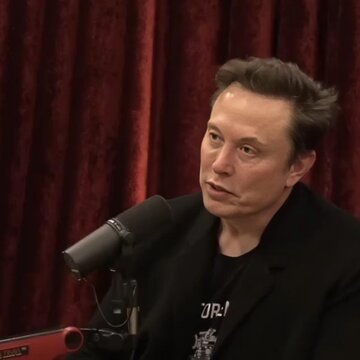 Elon Musk’s latest Joe Rogan look stirs buzz online ; is stress taking a toll on him?