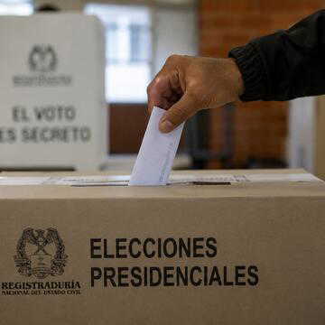 Colombia presidential runoff: Cepeda, de la Espriella battle over Petro's legacy