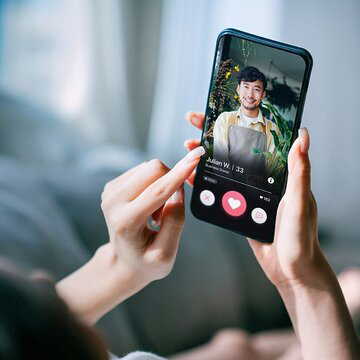 Are dating apps losing charm? Study shows Indian youth growing tired of swiping