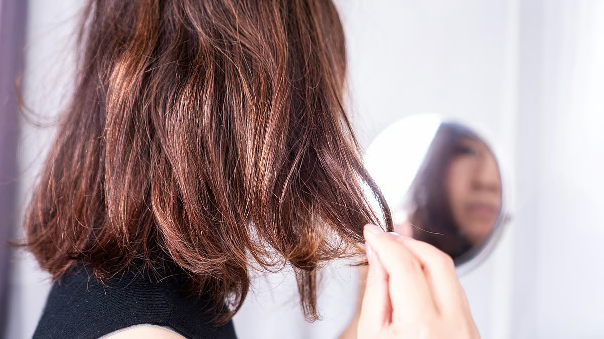 Winter hair care tips: 5 easy ways to keep your hair healthy and moisturised
