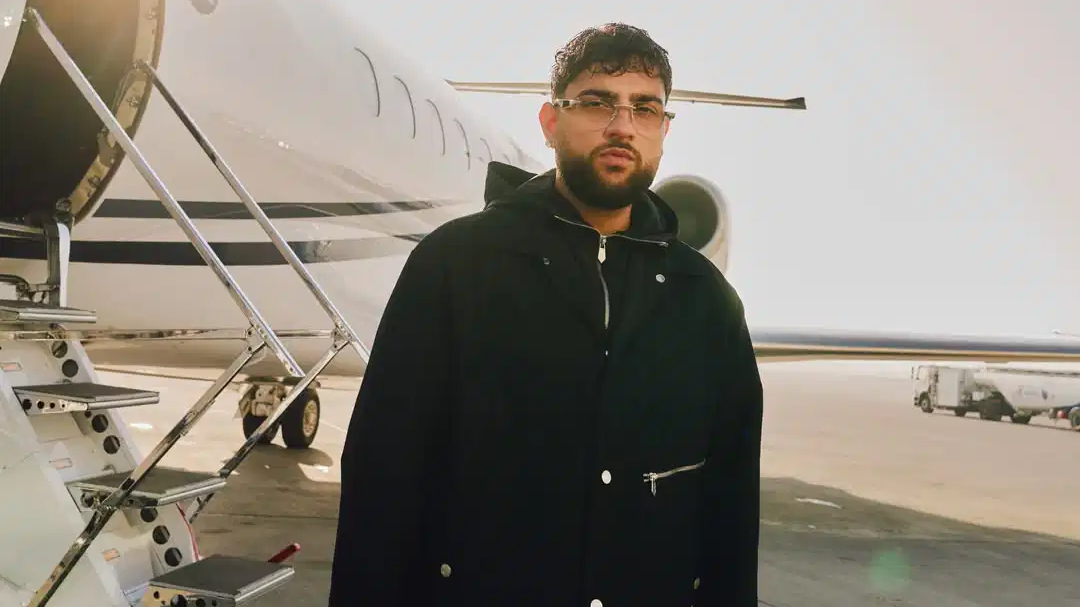 'Don't Worry' singer Karan Aujla accused of cheating on his wife by US-based artist