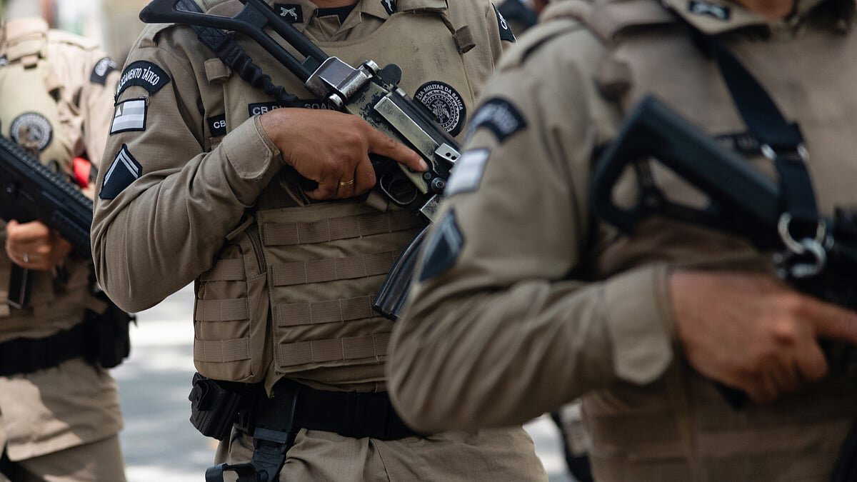 22 Maoists with 2 crore rupee bounty surrender in Chhattisgarh, heavy weapons and explosives recovered