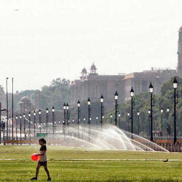 Delhi to replace 96,000 streetlights under ₹473 crore smart project with performance-linked payments