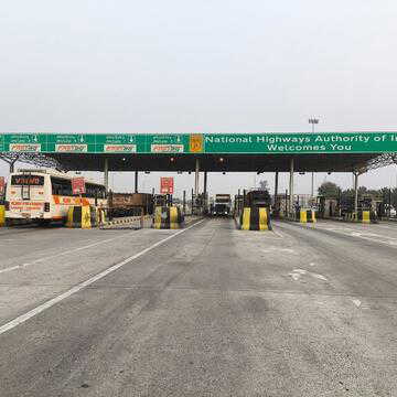 Senior bureaucrats may lose national highway toll exemptions