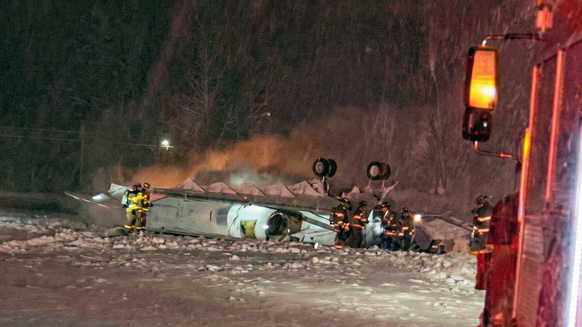 Private jet overturns and catches fire on runway in Maine amid heavy snowfall, 7 killed