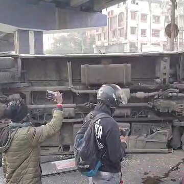 Horrific accident as government bus overturns at Tapsia crossing, passengers injured