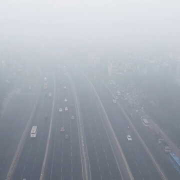 AQI stays in ‘severe’ zone across Delhi; airport issues advisory