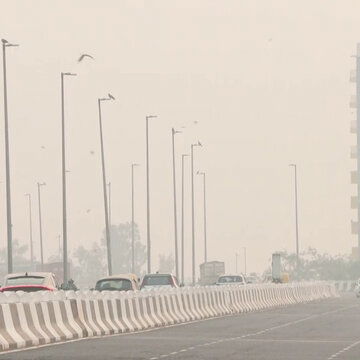 Diwali dawn chokes Delhi: AQI hits ‘very poor’ after night of crackers