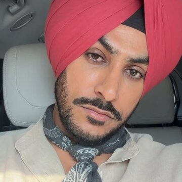 Rajvir Jawanda-famous Punjabi Singer dies at 35 after 11 days of battle