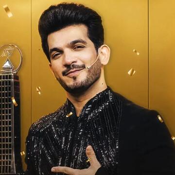 Arjun Bijlani wins Rise and Fall: Lifts trophy, claims ₹28 lakh prize