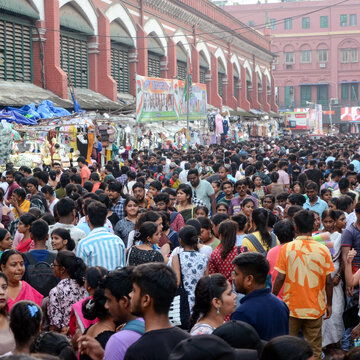 KMC to launch post-Chhath drive against illegal hawkers in Kolkata’s New Market