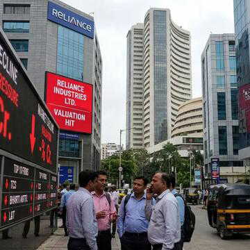 Reliance, TCS and Airtel drag top-10 firms as market cap erodes by ₹1.25 lakh crore