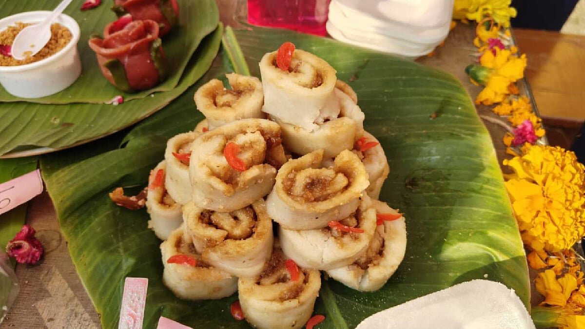 When classrooms turned kitchens: West Midnapore school celebrates Makar Sankranti with pithe fair