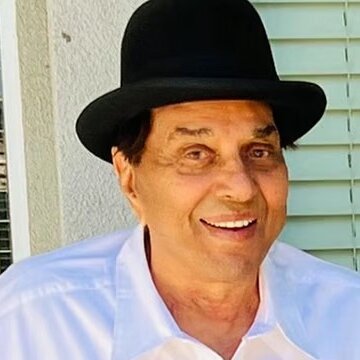 Dharmendra’s unbeaten record: 9 superhit films in a single year — Has anyone matched it yet?