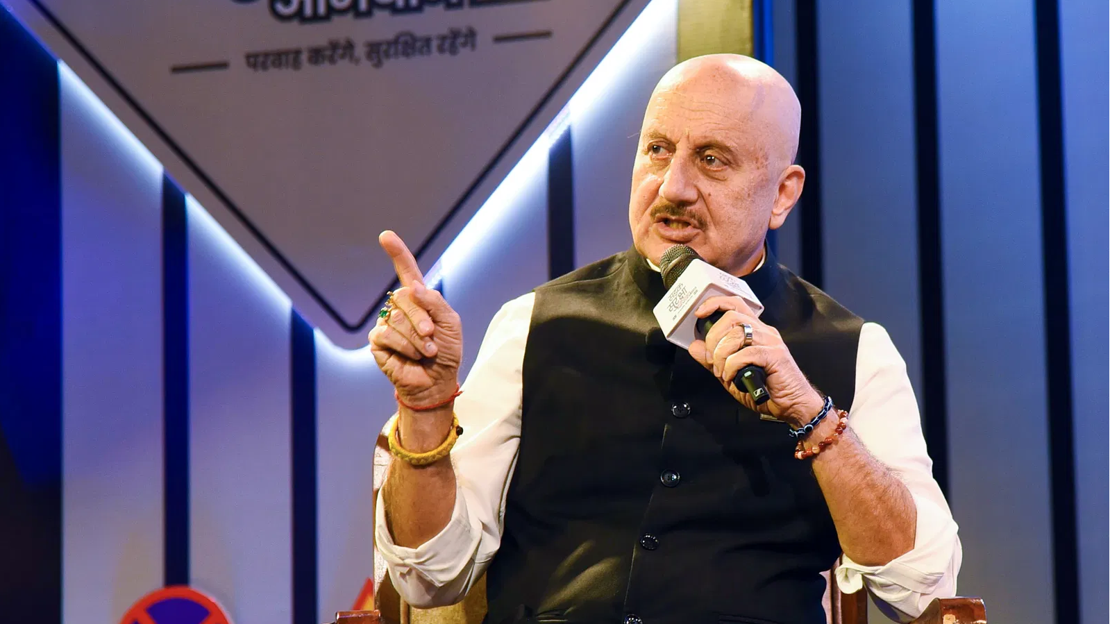 Anupam Kher meets UK PM Starmer, says he’s a fan of ‘Bend It Like Beckham’