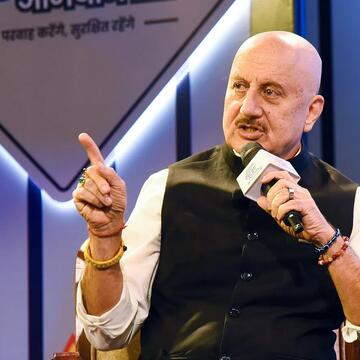 Anupam Kher meets UK PM Starmer, says he’s a fan of ‘Bend It Like Beckham’