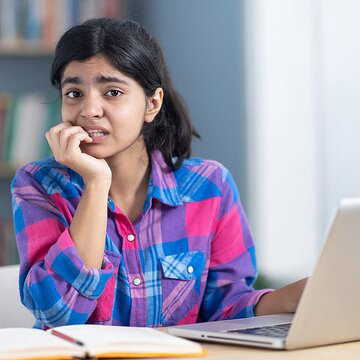 Nervous before exams, interviews or dates? These foods may help you stay calm