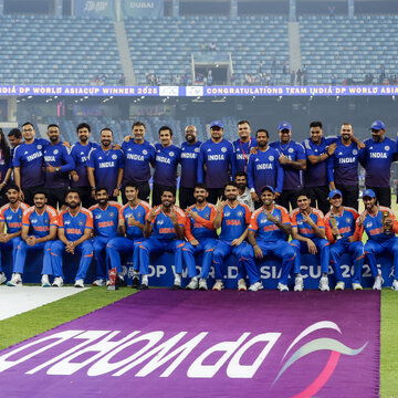 Mohsin Naqvi ready to return Asia Cup trophy, but on his terms