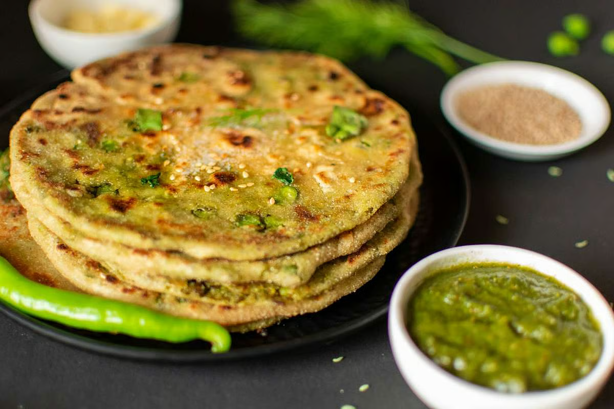 Stuffed paratha predicament? Master these techniques this Durga Puja
