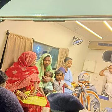 19-year-old woman gives birth on moving train, railway officials extend helping hand