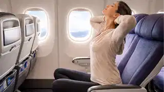 Flying soon? This 5-minute yoga routine could change your travel experience