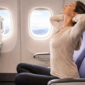 Flying soon? This 5-minute yoga routine could change your travel experience