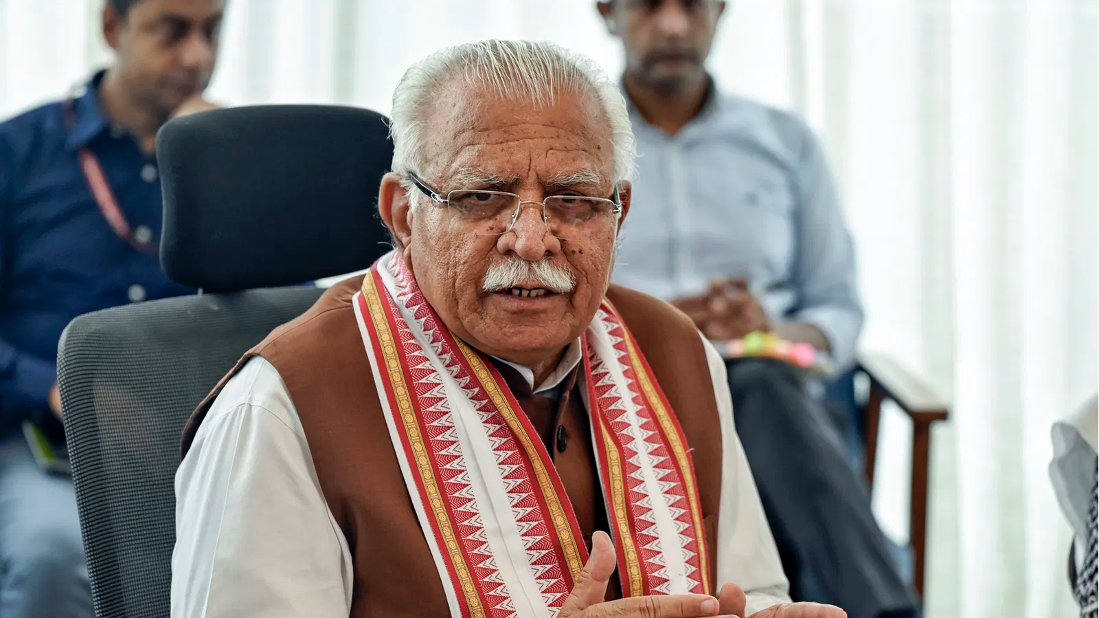 Union Minister Manohar Lal Khattar meets family of Haryana IPS officer who died by suicide, assures support