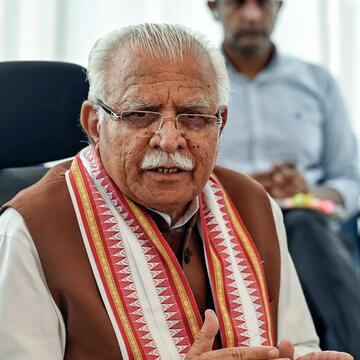 Union Minister Manohar Lal Khattar meets family of Haryana IPS officer who died by suicide, assures support