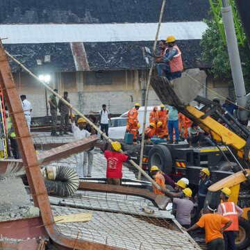 Taratala warehouse collapse: Death toll rises to 15 as rescue enters second day