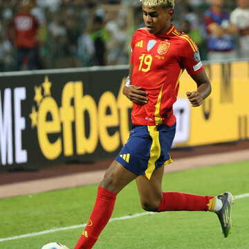 Writing his own story: Yamal stays clear of Ronaldo comparisons