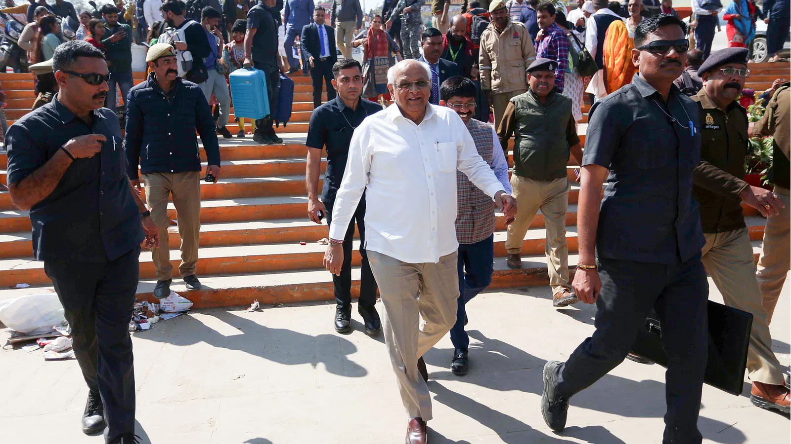 Gujarat ministers submit resignation ahead of major state Cabinet reshuffle