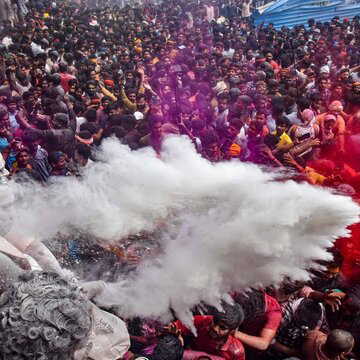 Why is Kashi’s Holi called Masane ki Holi?