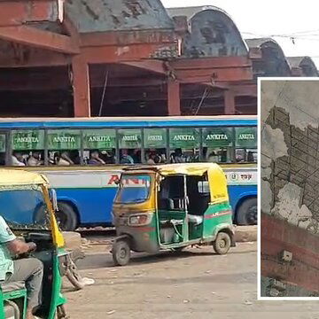 A portion of the roof collapses at a bus stand near Howrah station, passengers in panic