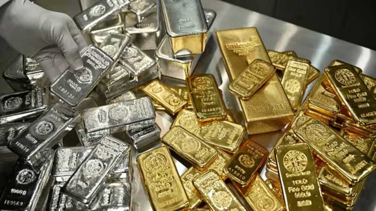 Gold crosses ₹1.75 lakh mark, silver prices surge sharply