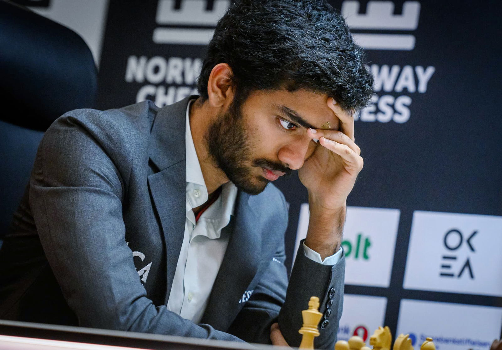 Real reason behind Hikaru Nakamura throwing D Gukesh’s King revealed