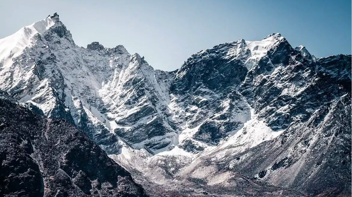 Nepal to scrap its Mount Everest cleanup scheme, here's what comes next