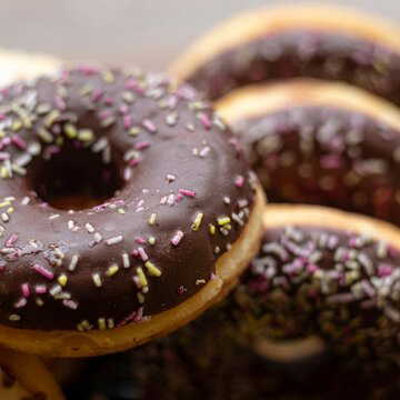 Tiffin trouble? Win your child over with healthy homemade doughnuts-Here's the recipe