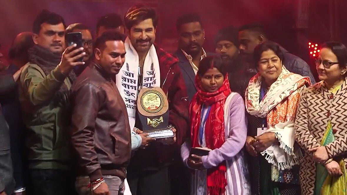 Jeet event turns chaotic in Arambagh, two people injured in stampede