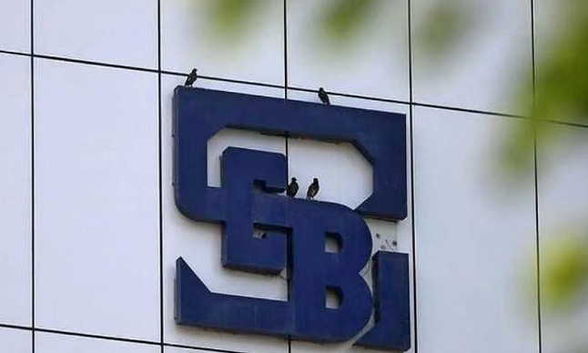 Only 1 in 10 Indian households invests in markets, reveals SEBI survey