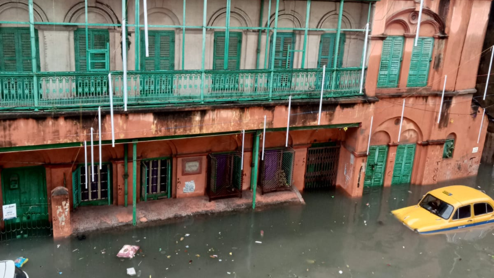 Kolkata deluge: Record 332 mm rainfall submerges city, disrupts normal life