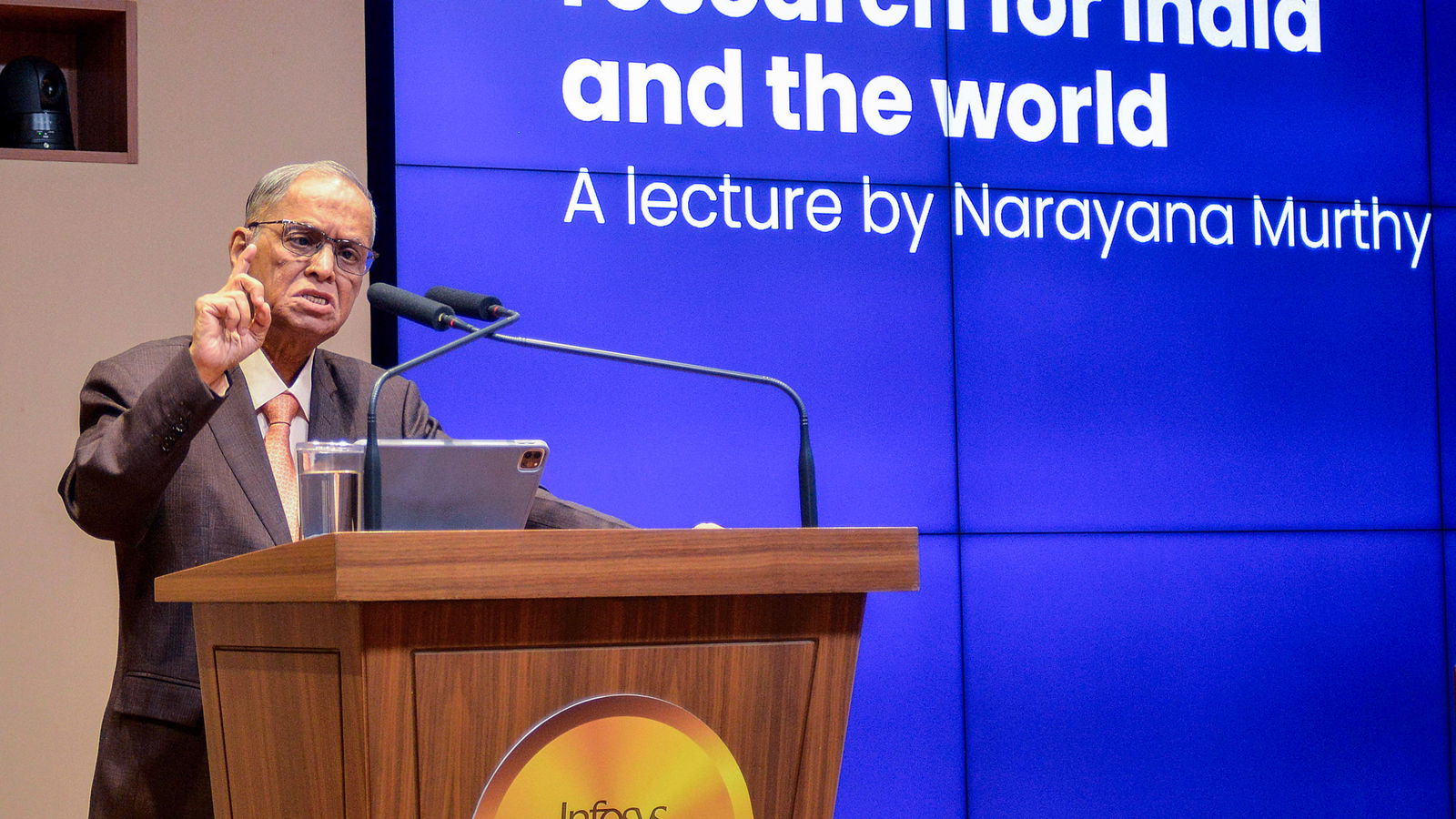 Narayana Murthy points to China’s 9-9-6 rule to push for a 72-hour work routine in India