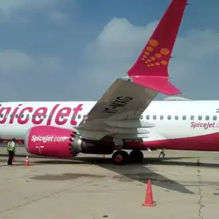 ‘₹15,000 gone, no response’: SpiceJet delays leave Mumbai flyers stranded— what’s going on?