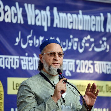 AIMIM bags lead in 6 seats across Bihar - all details here