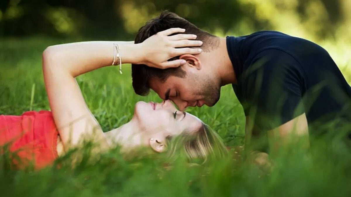 Love bombing or real love? The psychology behind 'future faking' explained