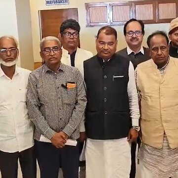 Murshidabad TMC submits memorandum over alleged voter harassment in SIR; claims ECI targeting elderly and pregnant voters